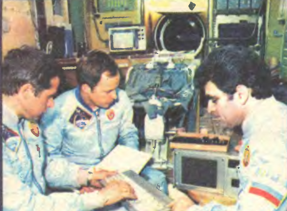 Български-компютър-полетя-в-Космоса